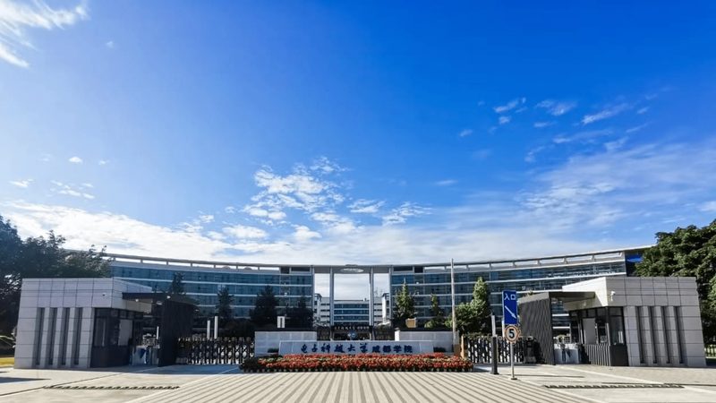SMT贴片加工设备：揭秘其种类与选择要点